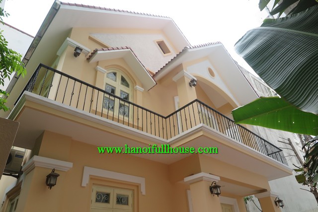 Western house in Ba Dinh, 2 bedroom, furnished for lease
