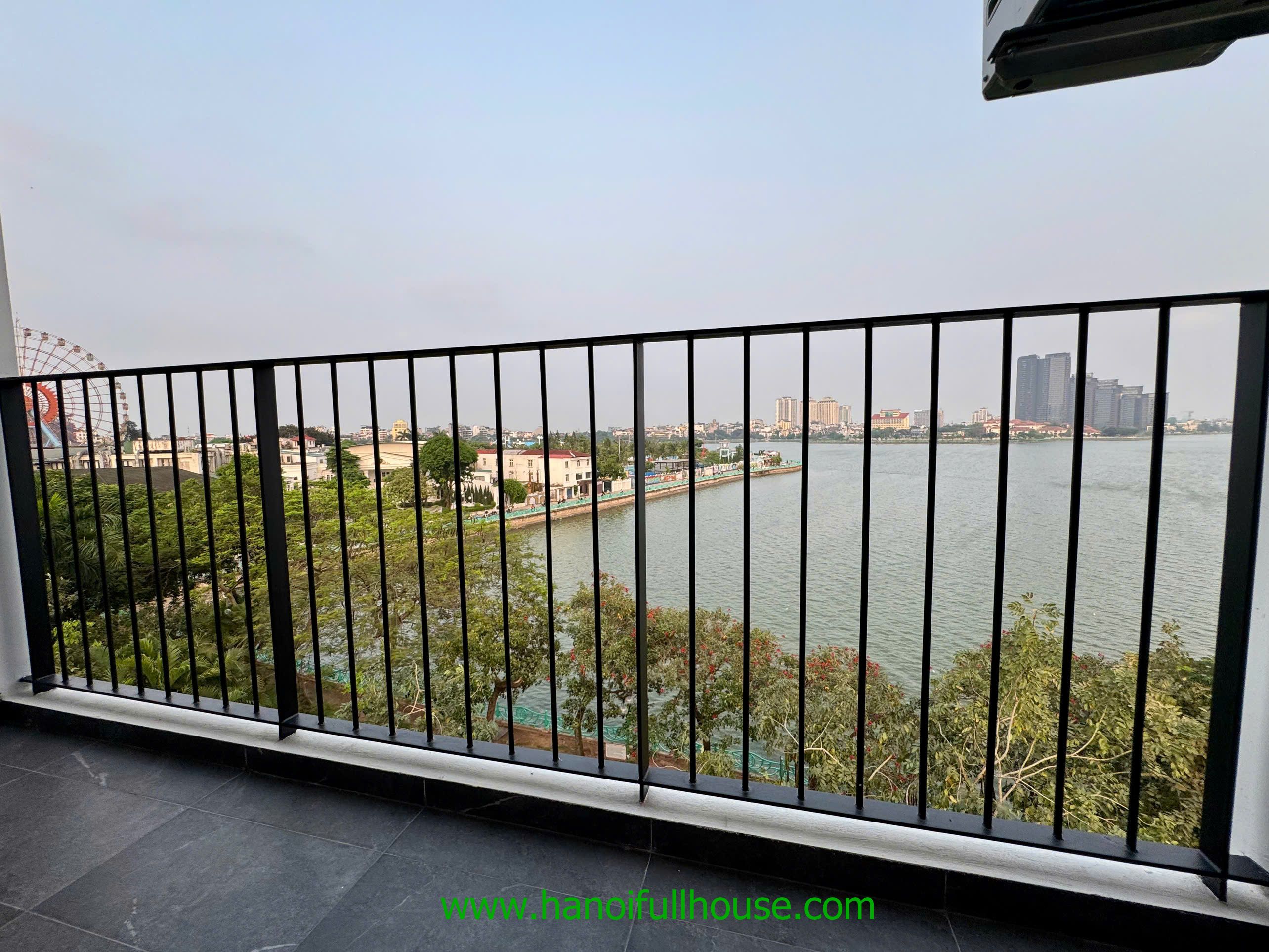 2 bedroom apartment with lake view, modern style in West lake for lease