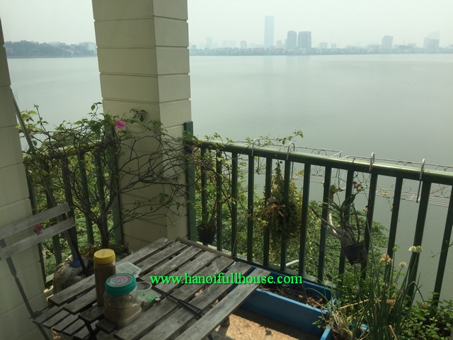 Beautiful lake view 2 bedroom serviced apartment in Yen Phu Village, Tay Ho, HN