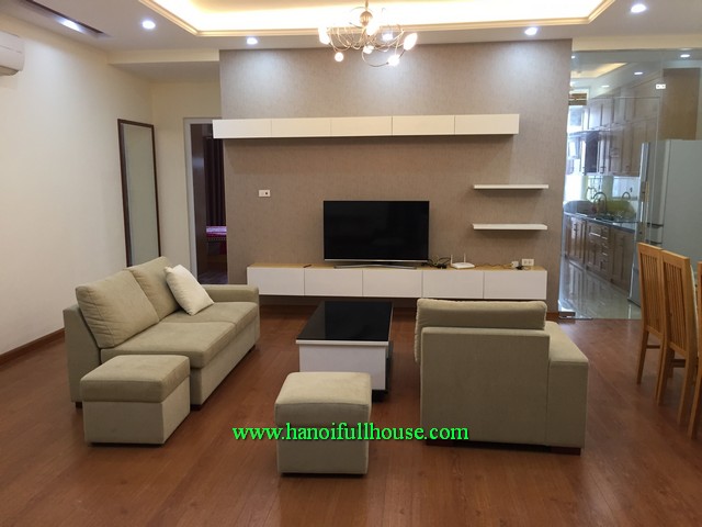 Beautiful 2 bedroom fully furnished apartment for rent in Cau Giay, HN