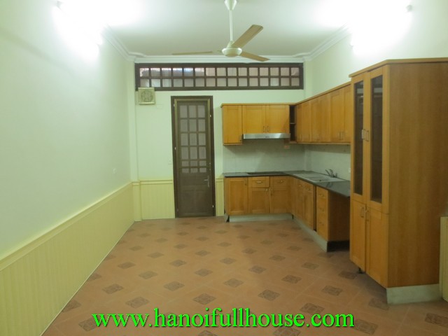 6 bedroom house for rent in Hai Ba Trung dist, Ha Noi