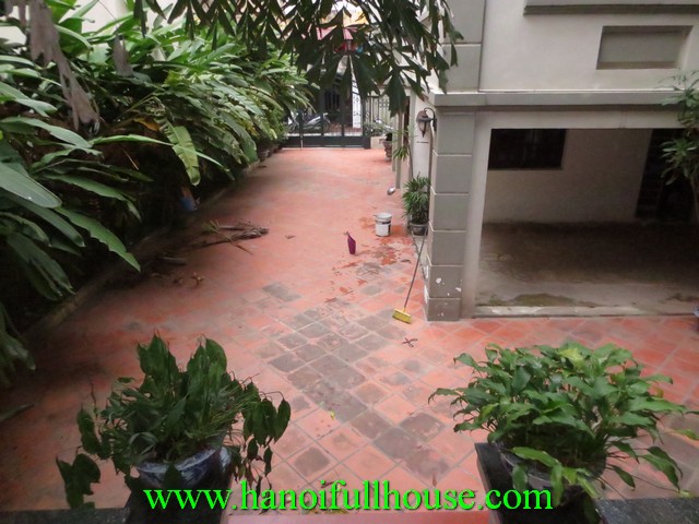 Garden, courtyard nice house for rent in Ba Dinh dist, Ha Noi, Viet Nam