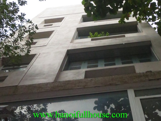 Cheap serviced apartment with 2 bedrooms for rent nearby Truc Bach Lake, Ba Dinh dist