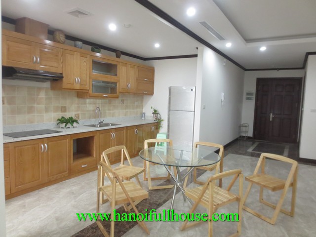 Cheap high quality apartment on high-rise building for rent in Ba Dinh-Hanoi