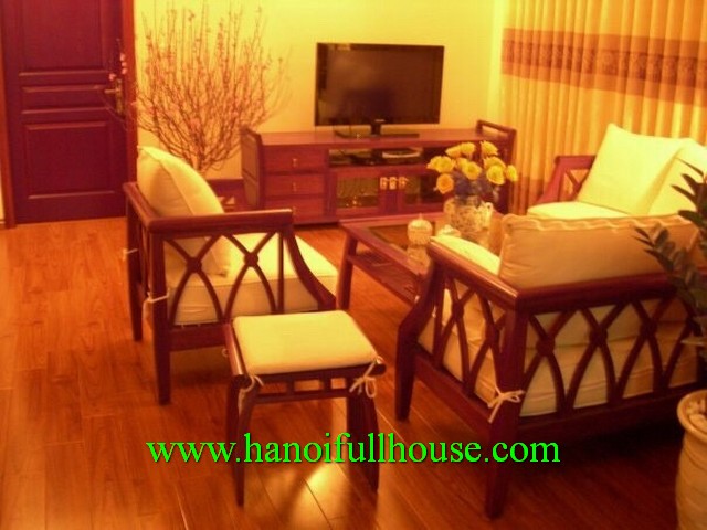 Look for an apartment nearby Le Van Luong street and Lang Ha street for rent