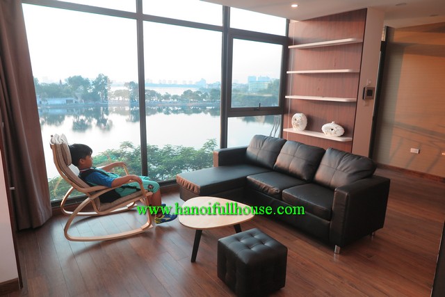 Find apartment in Truc Bach lake area for rent, one bedroom, lake view and furnished