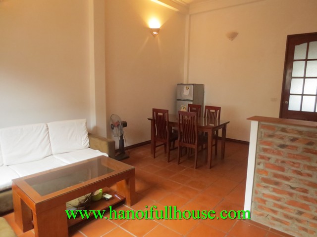 Cheap serviced apartment for rent in Van Mieu street, Dong Da dist, Hanoi