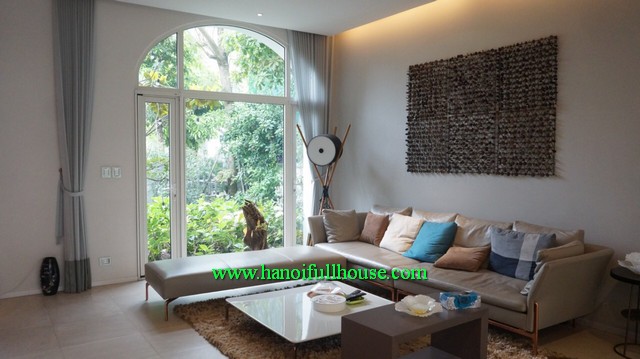 European villa in Hanoi Vinhomes Riverside for lease, 5 BRs, garden, furnished