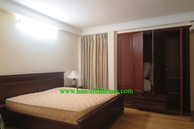This super cheap serviced apartment in Kim Ma, Ba Dinh for rent