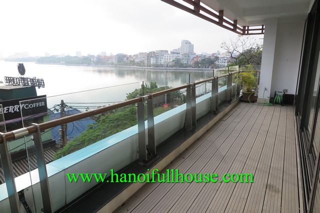 Beautiful apartment with West Lake view, 3 bedroom, 3 bathroom, newly furnished