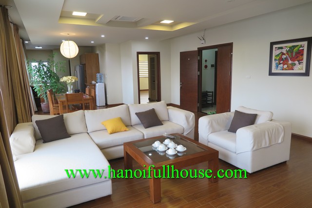 Fantastic 3 bedroom fully furnished serviced apartment in Tay Ho dist, Ha Noi for rent