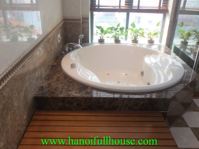 3 bedroom beautiful serviced apartment for rent in Ha Noi, Viet Nam