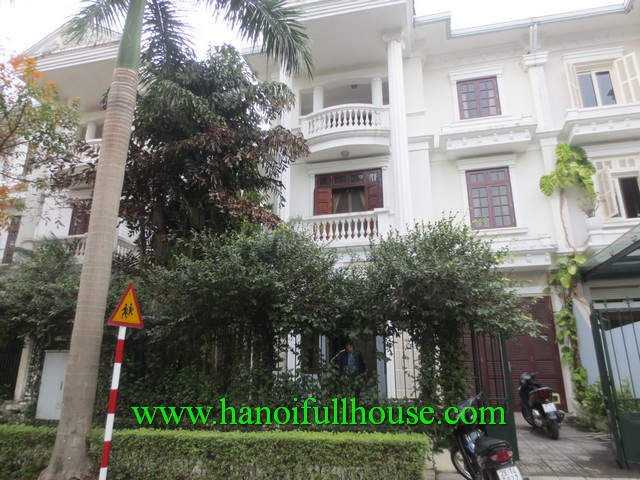 Special nice villa in Ciputra Ha Noi for rent. Furnished Villa with 5 bedrooms