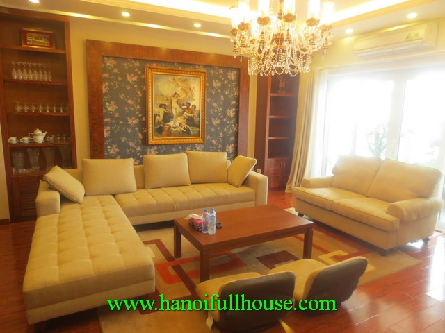 Newly furnished serviced apartment with beautiful balcony, bright and modern