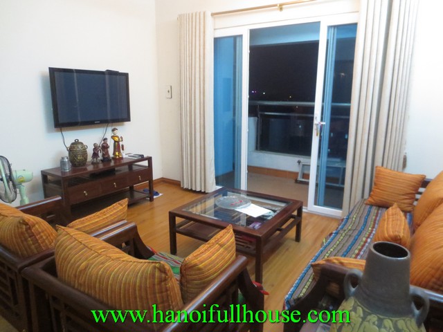 Beautiful balcony apartment with 2 bedrooms for rent in Dong Da district, Ha Noi