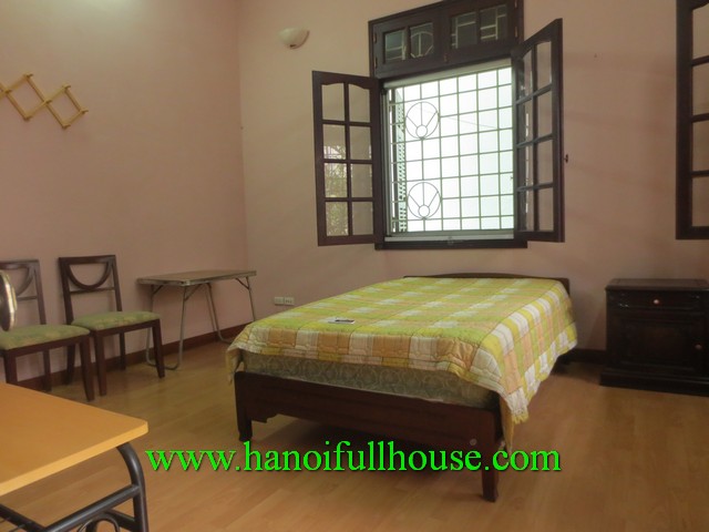 Very cheap serviced apartment in Hoan Kiem dist for foreigner in Hanoi rent