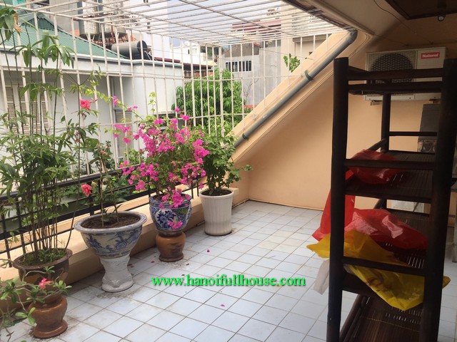 French house with 3 bedrooms, 4 bathrooms in Doi Can, Ba Dinh dist for lease