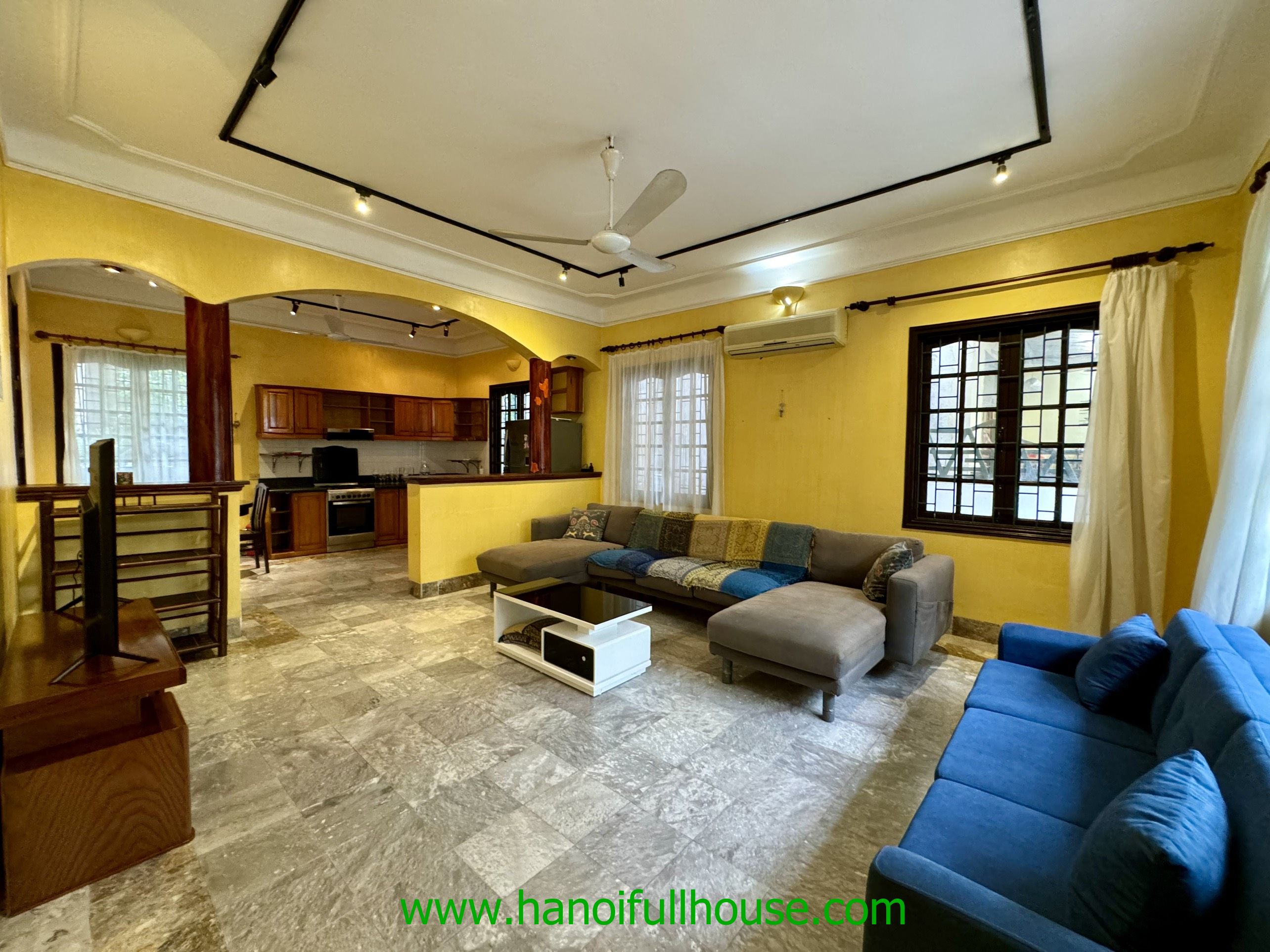 Furnished house with 3 bedrooms on Tu Hoa str for rent