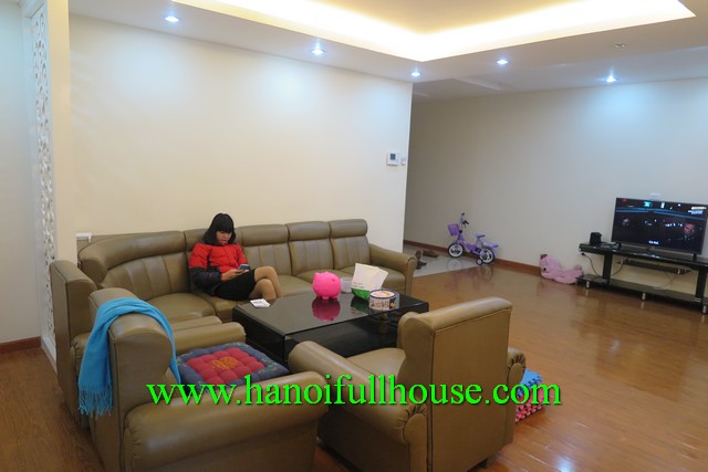 Rental cheap apartment with three bedroom in Ba Dinh, Ha Noi, Viet Nam