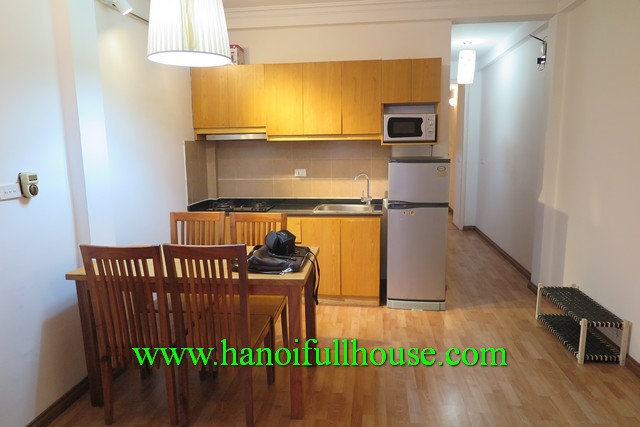 Hanoi apartment lease, one bedroom, bright, quiet, wooden floor