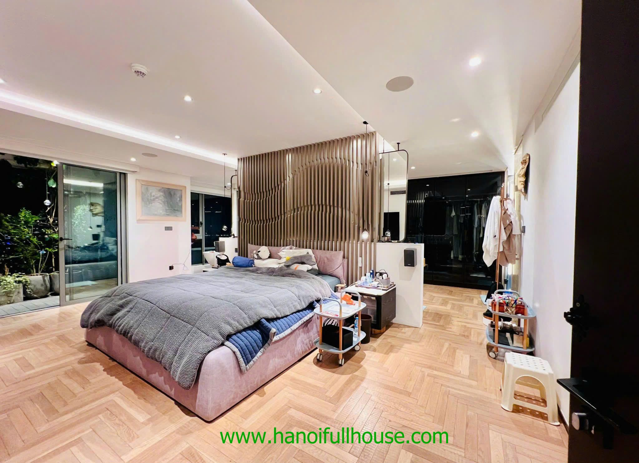 Luxury 2 bedroom apartment for rent in Xuan Dieu, Tay Ho
