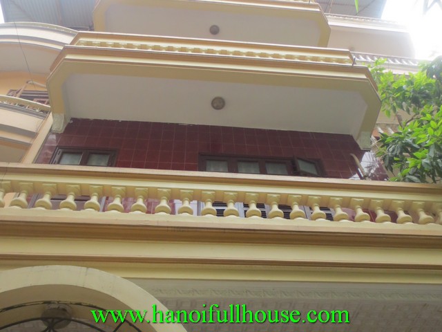4 storeys big house rental in Ba Dinh dist. 4 bedrooms, new furniture. Price 650$/ month