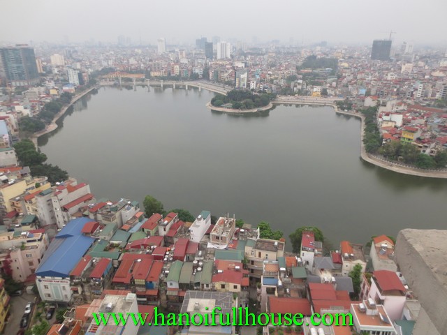 Nice apartment for rent in Dong Da dist. 3 bedrooms, fully furnished, lake view, wooden floor