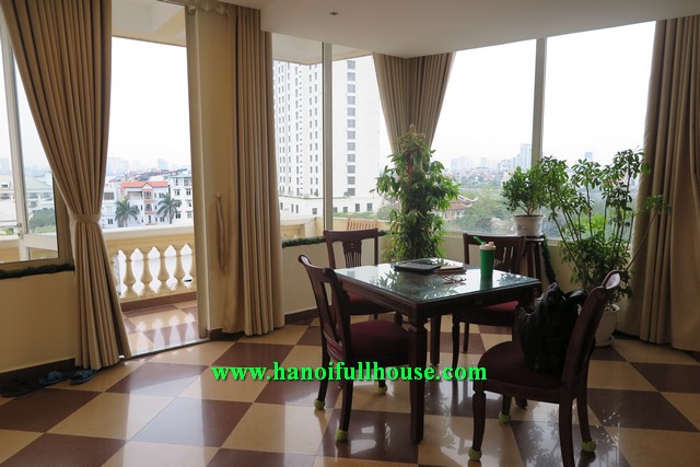 Beautiful balcony apartment with lake view, a lot of light and fully furnished