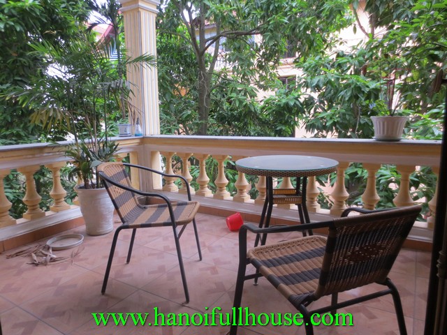 Fully furnished beautiful villa with 5 bedrooms for rent in Tay Ho district, Ha Noi