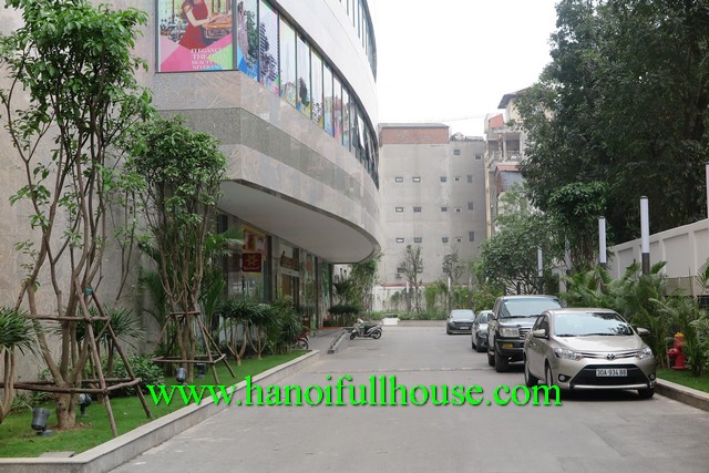 Look for apartment in Vincom center Nguyen Chi Thanh, Dong Da, Ha Noi to rent