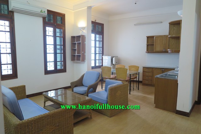 Hanoi serviced apartment with lots of light for rent, one bedroom apartment in Hoan Kiem