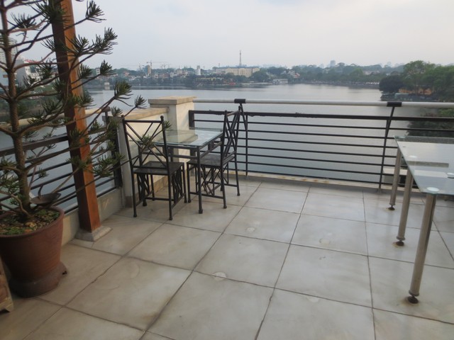 Truc bach lake serviced-apartment with 2 bedrooms for rent
