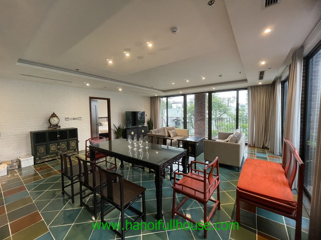 Furnished apartment on Dang Thai Mai with 4 bedrooms for rent. 