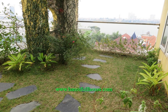 Four bedroom duplex apartment with beautiful garden, balcony and view of West Lake
