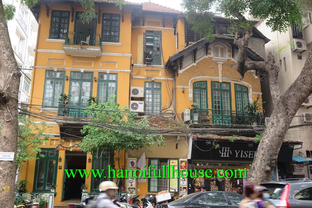 Biệt thự phố Pháp cổ cho thuê làm nhà hàng sang trọng ở Hà Nội, Việt Nam