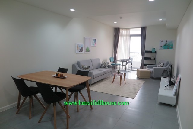 Modern apartment 02 bedroom, newly furnished in Watermark Hanoi for lease