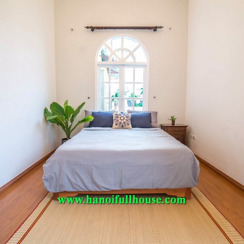 Modern studio room in a villa with yard, balcony in Tay Ho dist for rent