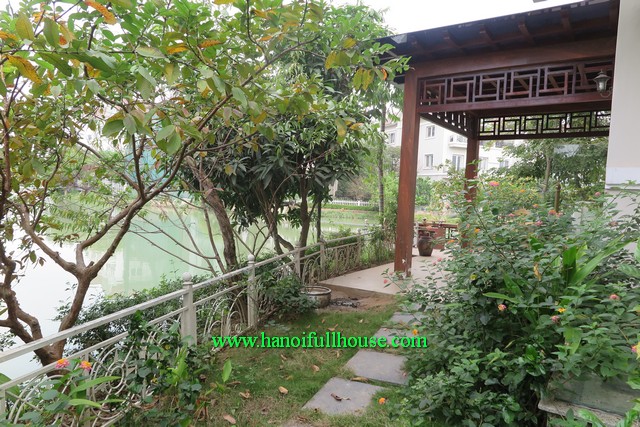 A spacious villa with elevator, garden and lake in Long Bien Vinhomes Riverside