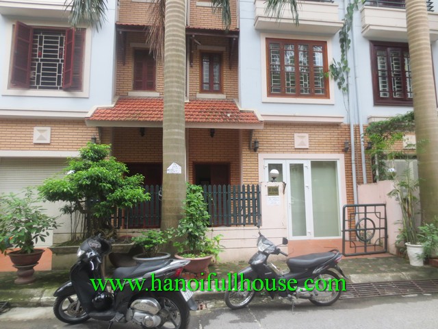 A modern house without furniture for foreigner rent in Ba Dinh dist