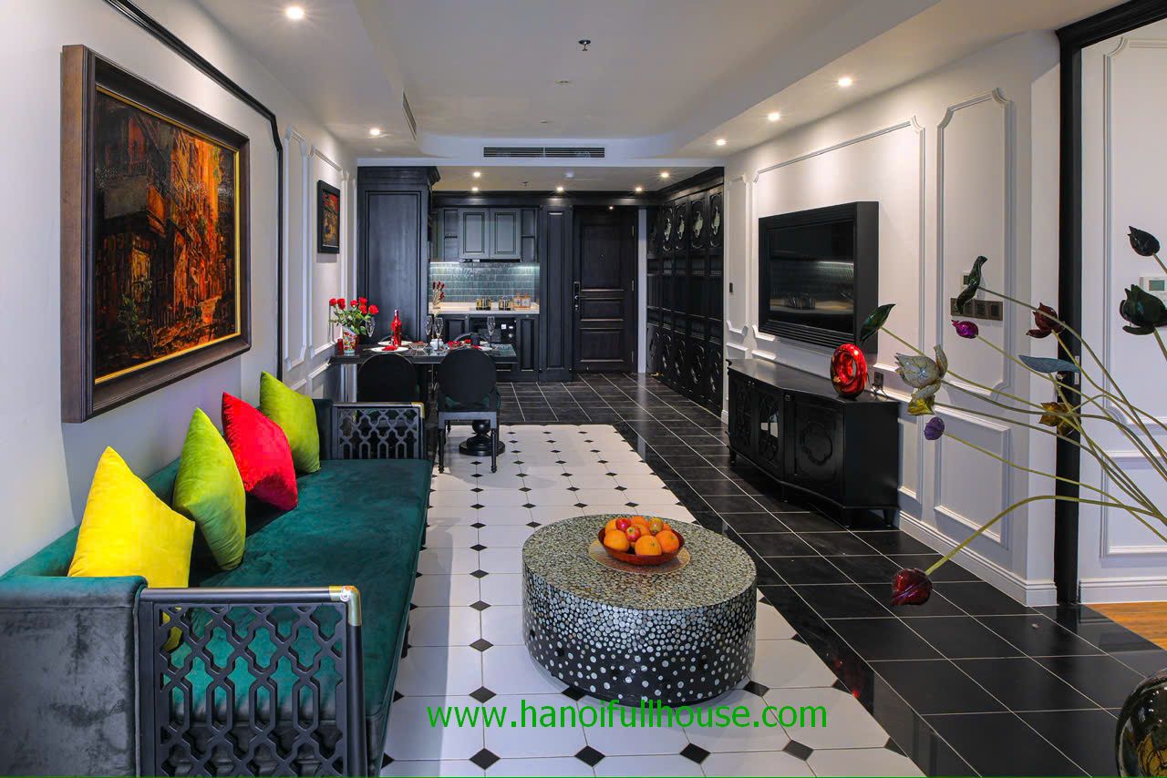 Căn hộ đẳng cấp với 2 phòng ngủ, view hồ ở Hai Bà Trưng cho thuê