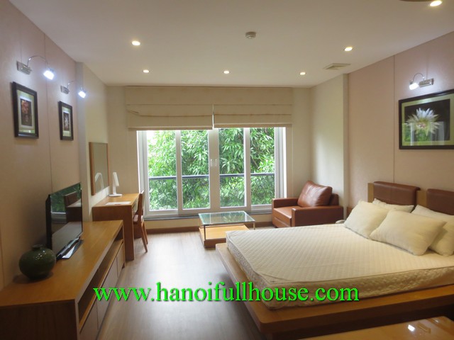 Căn hộ dịch vụ mới đẹp cho người nước ngoài thuê gần ĐSQ Nhật Bản