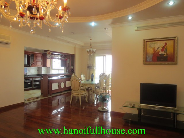 2 bedroom apartment for rent in Lang Ha street, Dong Da dist, Ha Noi