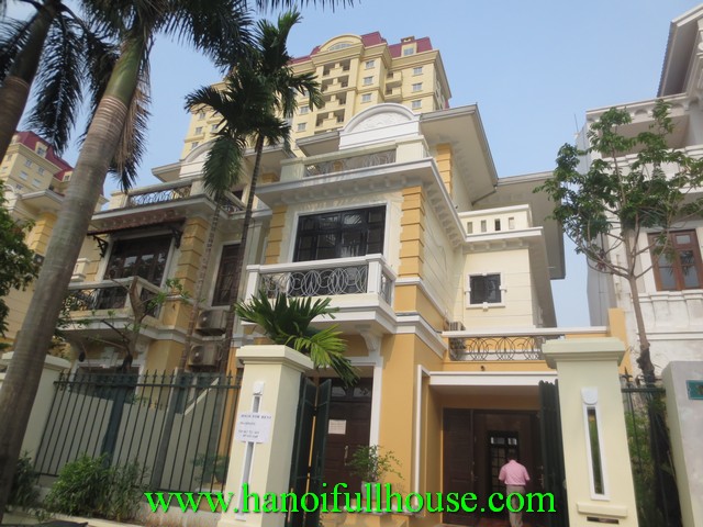 Unfurnished villa for rent in Ciputra urban, Tay Ho dist, Ha Noi. Garden villa, balcony