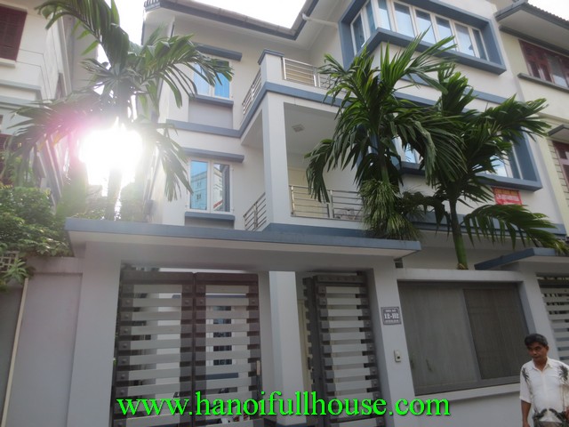 Modern house with 6 bedrooms, 6 bathrooms for rent in Cau Giay Dist, Ha Noi