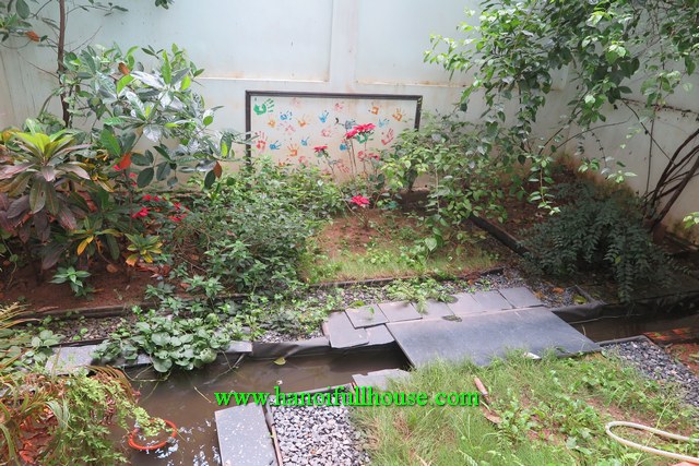 Modern 3BR house in Dang Thai Mai str, Tay Ho dist for rent