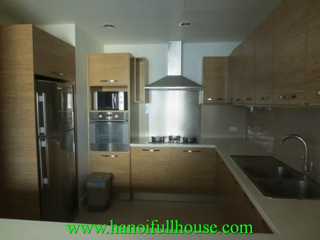 Rent a nice apartment with 2 bedrooms in Golden West Lake, Tay Ho dist, Ha noi