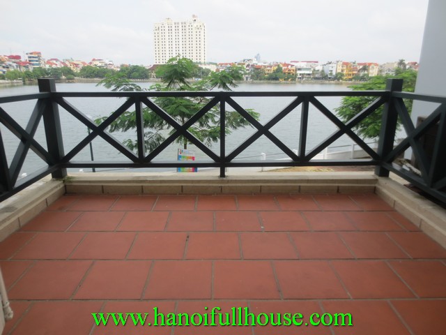 West lake villa with 4 bedroom to rent in Tay Ho dist, Ha Noi