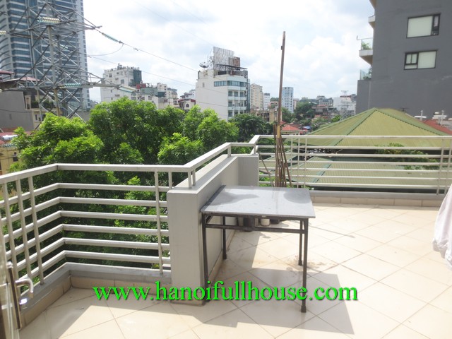 A nice terrace in serviced apartment in Ba Dinh dist with cheap price 