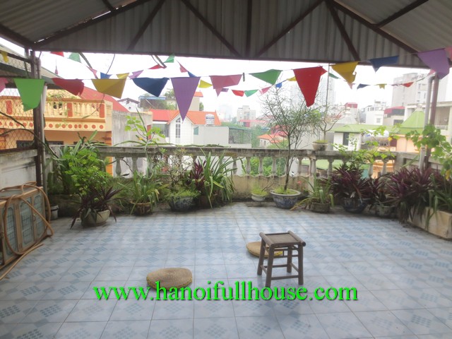 Rent a good house in Ba Dinh dist. 4 bedroom house with full furniture