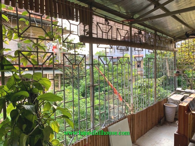 A beautiful apartment in Tran Phu street for lease. 2 BHK, fully furnished, balcony